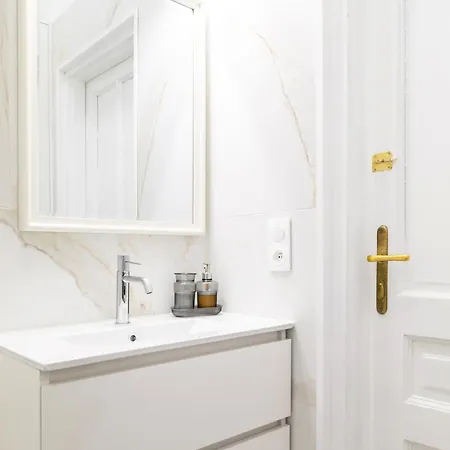 Househost Zacisze 16 Apartamento