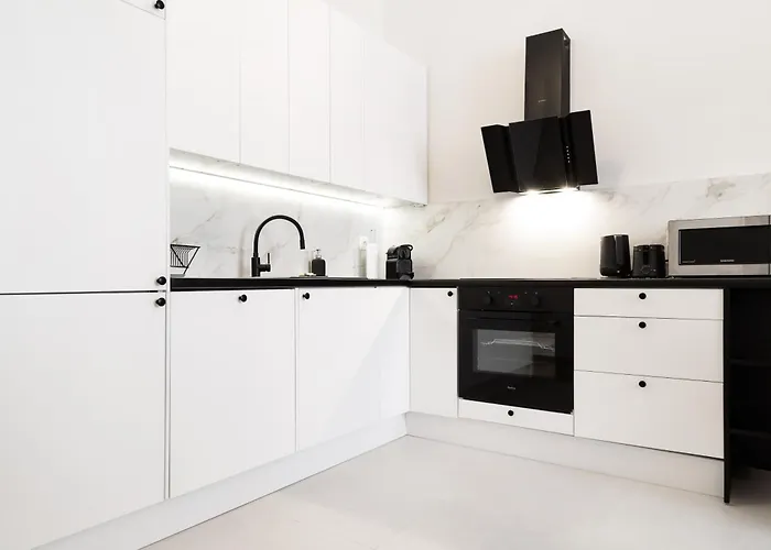 Househost Zacisze 16