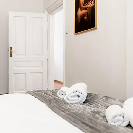 Househost Zacisze 16 Appartement *