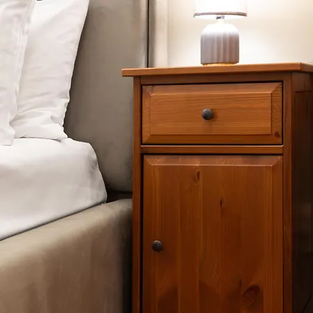 Househost Zacisze 16